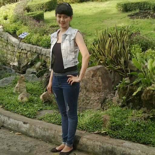 Trinh Trinh Photo 9