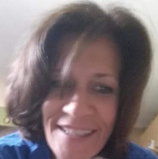 Wendy Schneider Photo 27