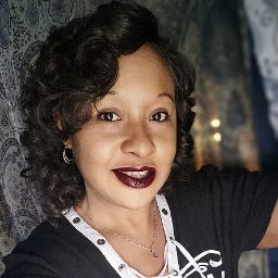 Sandra Robinson Photo 18