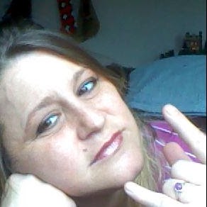 Amy Swift Photo 15