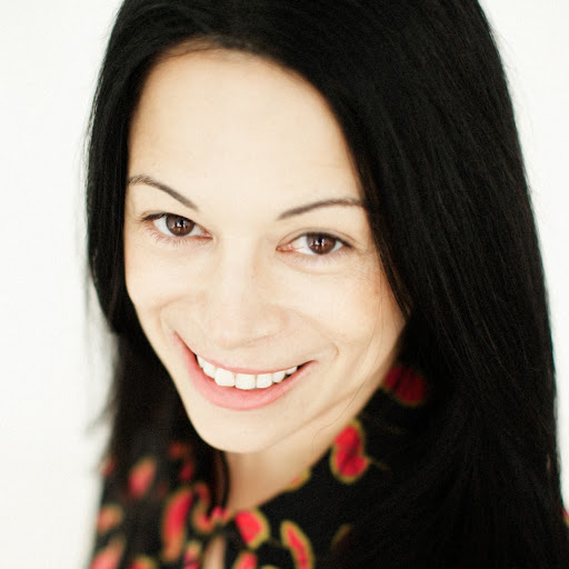 Christine Gregory Photo 32