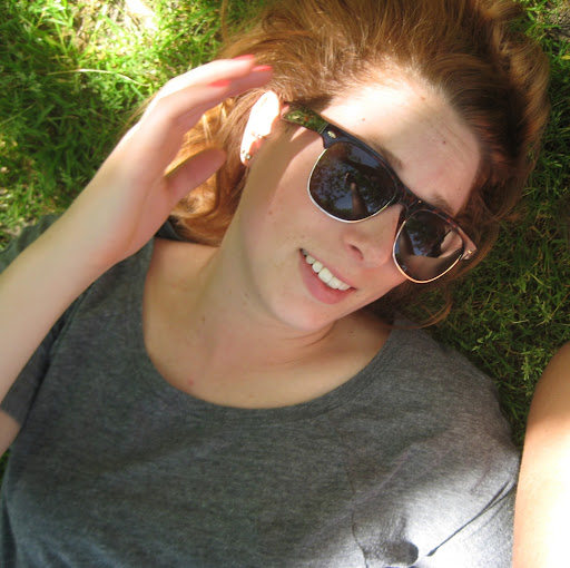 Michelle Macdonald Photo 34