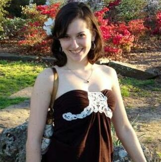 Laura Simmons Photo 25