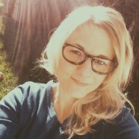 Nadine Russell Photo 16