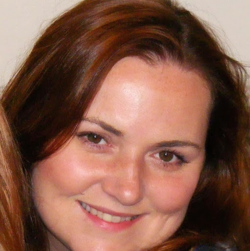 Julie Guthrie Photo 21