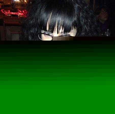 Melanie Levy Photo 9