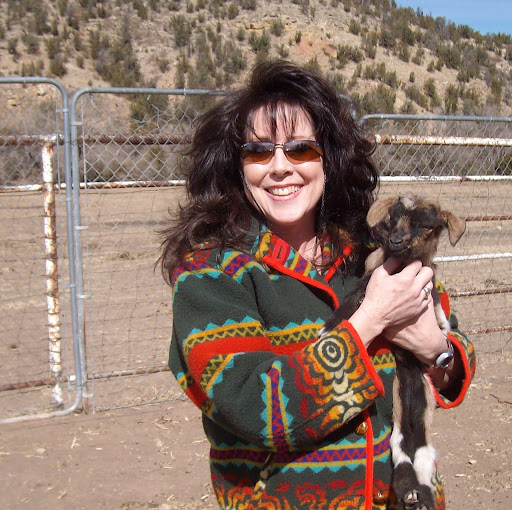 Julie Claeys Photo 11