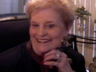 Nancy Dyer Photo 26