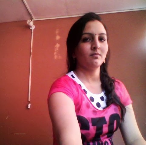 Anuradha Chaudhary Photo 12