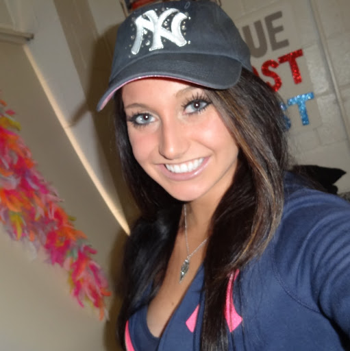 Julia Volpe Photo 17