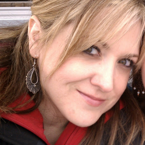 Melanie Stevens Photo 16