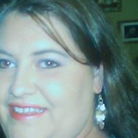 Angie Welch Photo 16