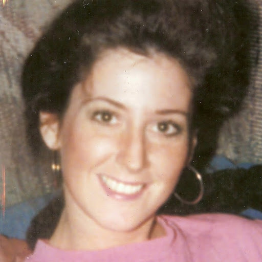 Alice Lynch Photo 12