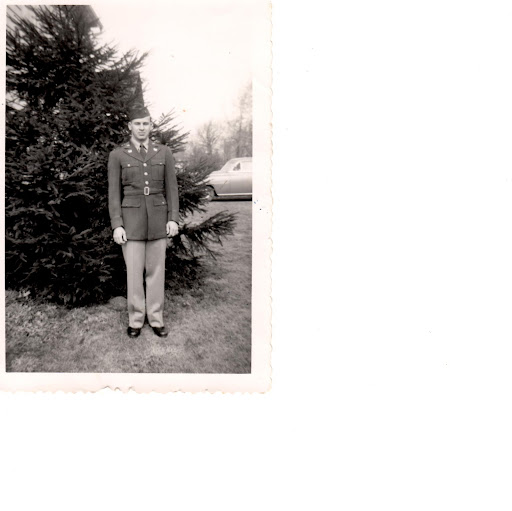 Richard Bowden Photo 29