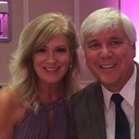Suzanne Simmons Photo 24