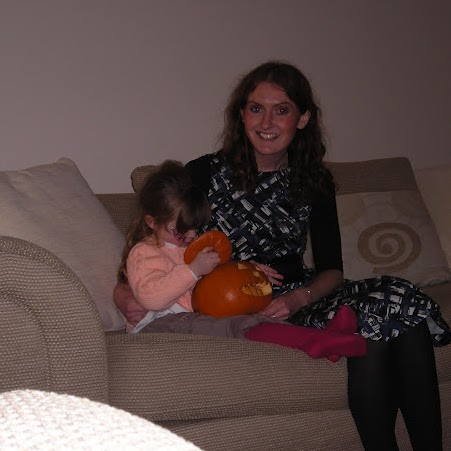Elizabeth Slater Photo 28