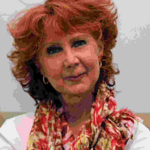 Suzanne Ryan Photo 12