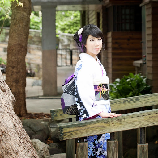 Michelle Lin Photo 24