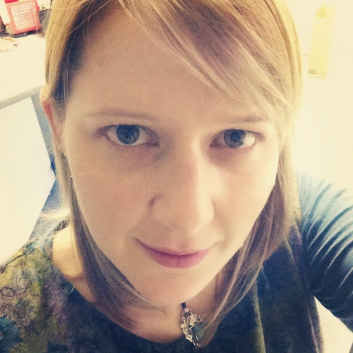 Trisha Poole Photo 10