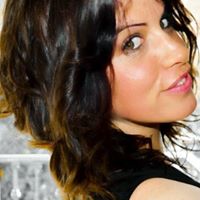 Sandra Roldan Photo 35