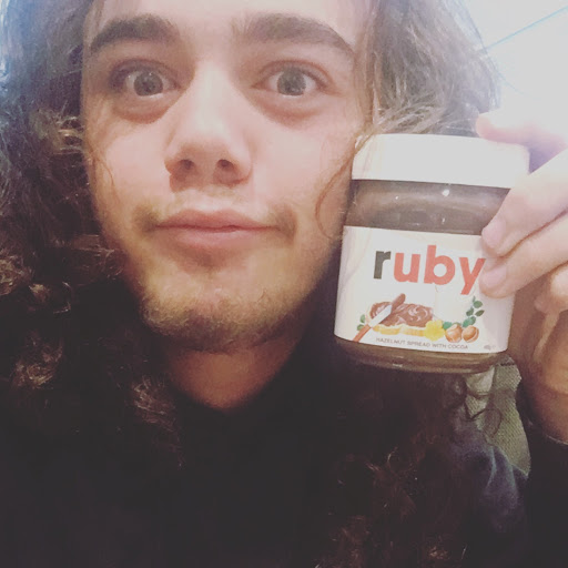 Ruby Simpson Photo 15