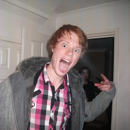 Robbie Brooks Photo 4