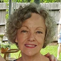 Elizabeth Conner Photo 13