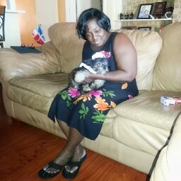 Lorraine Jones Photo 29