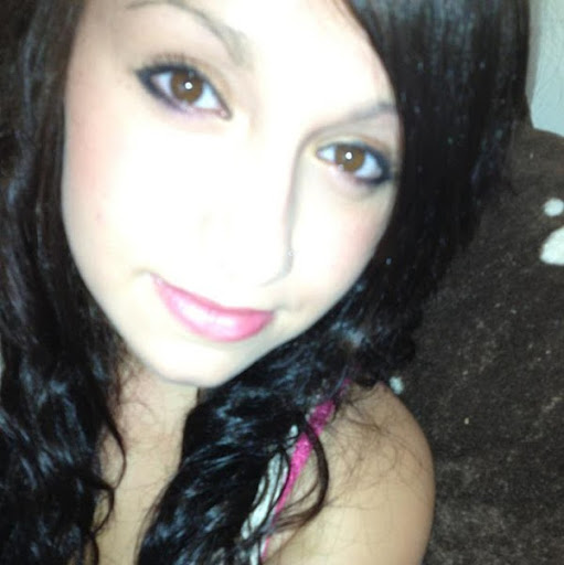 Jennifer Nadeau Photo 19