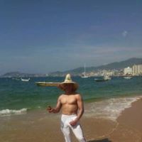 Ricardo Robles Photo 27