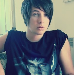 Frank Howell Photo 42