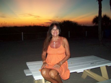 Joanna Clark Photo 23