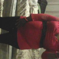 Elizabeth Bush Photo 24
