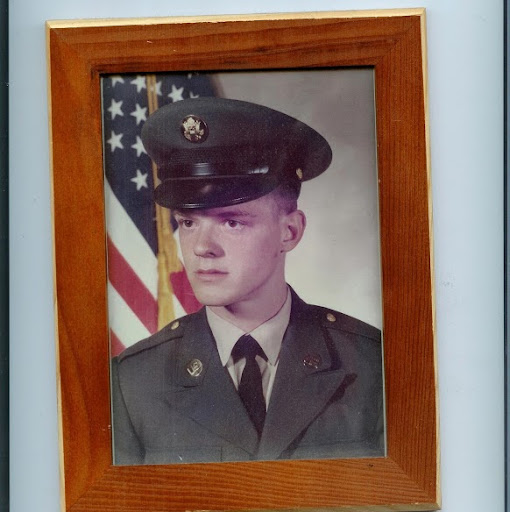 Ralph Gray Photo 35