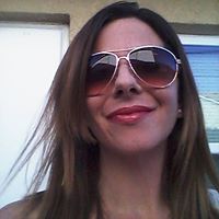 Tara Douglas Photo 14