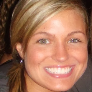 Kristin Saunders Photo 6