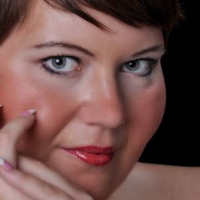 Amanda Frank Photo 21
