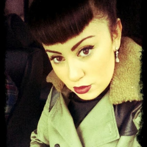 Jade Williams Photo 27
