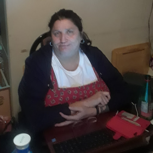 Arlene White Photo 16