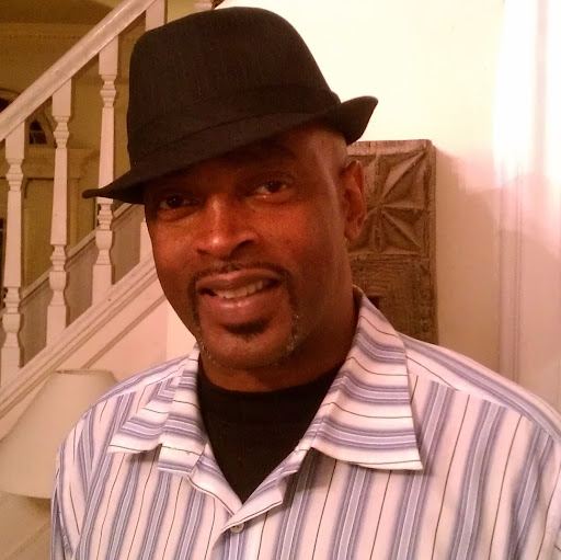 Darryl Ellis Photo 34