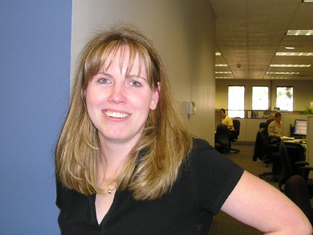 Kelly Thompson Photo 21