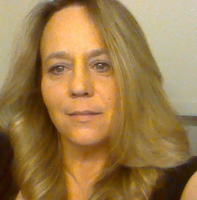 Janet Wyatt Photo 28