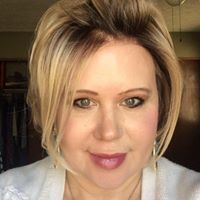 Julie Bradshaw Photo 19