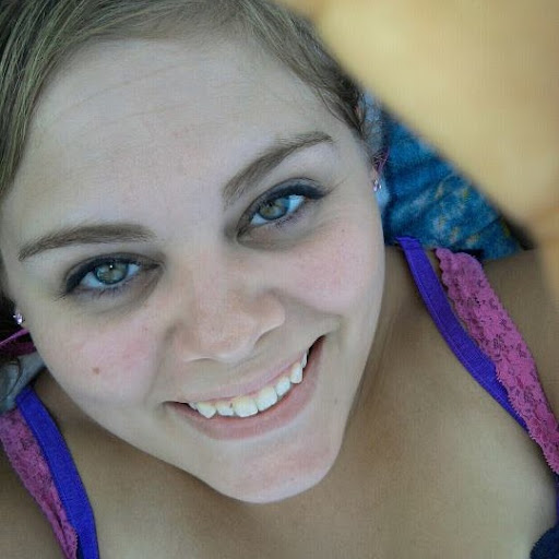 Amanda Link Photo 35