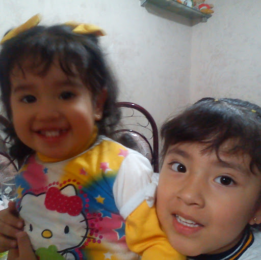 Martha Robles Photo 37