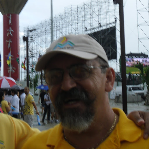 Manuel Ruiz Photo 31