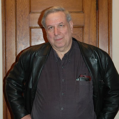 Andrew Weiner Photo 42
