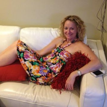 Sandra Miles Photo 40