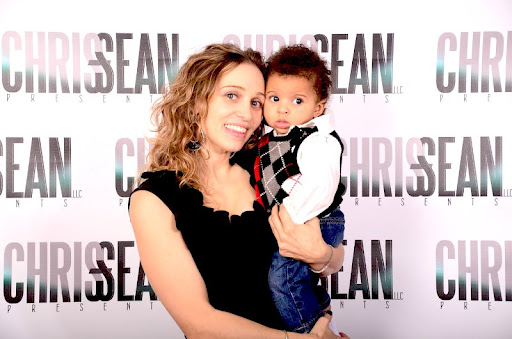 Debbie Martinez Photo 4