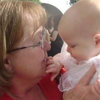 Karen Thacker Photo 14